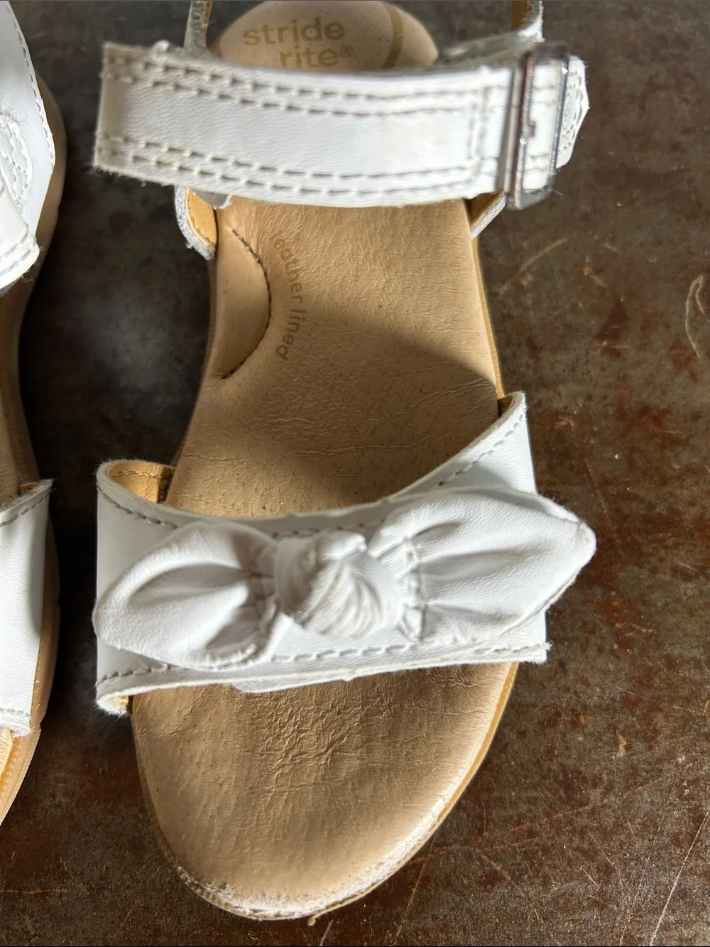 Stride Rite SR Whitney White Leather Bow Sandals for Kids Girl’s Size 10 EUR 26 - Picture 14 of 16